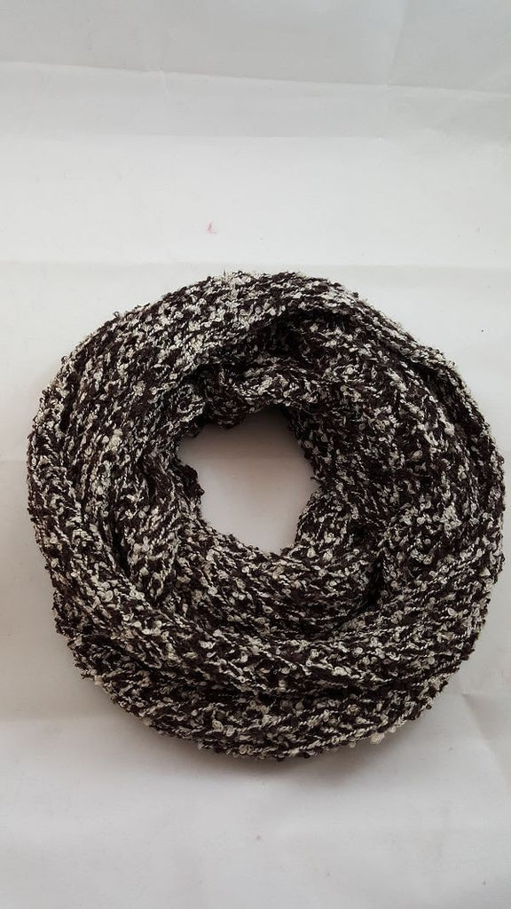 Two toned knit infinity