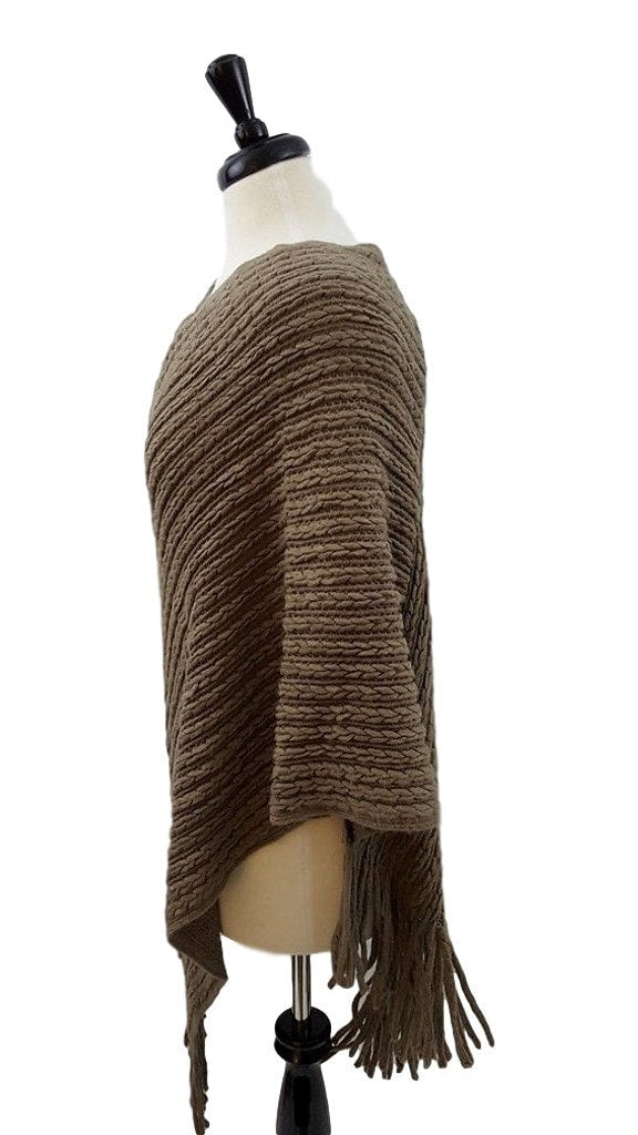 V-neck knit poncho