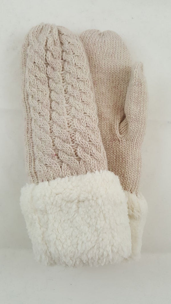 Cable Knit Mittens